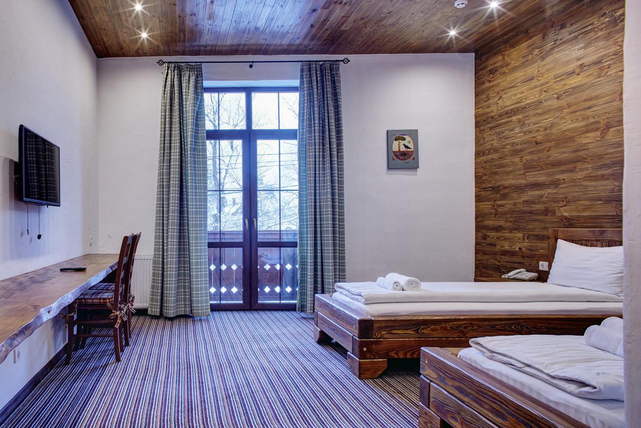 Shpatser Hotel Briukhovychi Dış mekan fotoğraf
