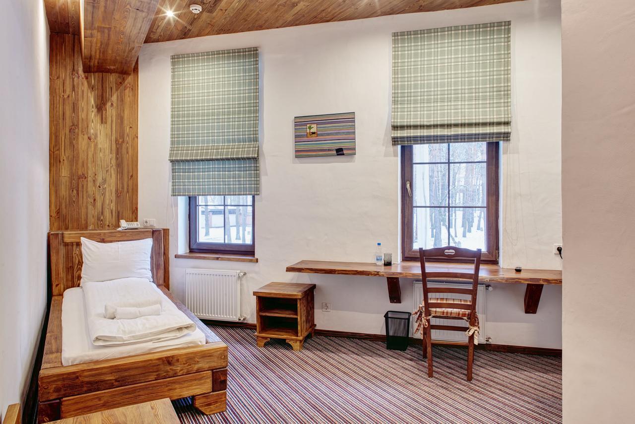 Shpatser Hotel Briukhovychi Dış mekan fotoğraf