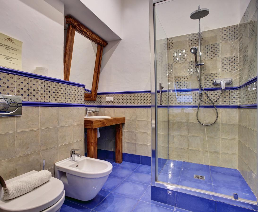 Shpatser Hotel Briukhovychi Dış mekan fotoğraf